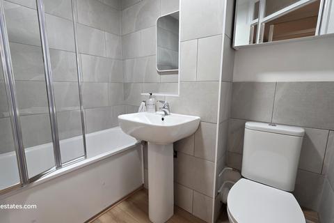 undefined, Shurland Avenue, East Barnet EN4 8DG