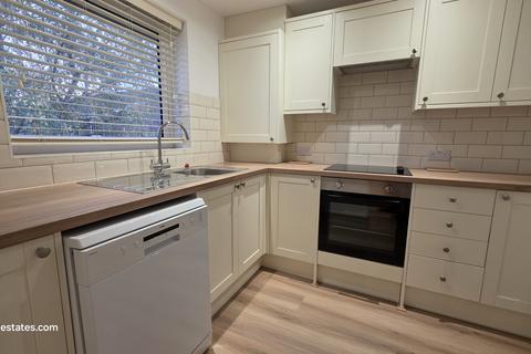 undefined, Shurland Avenue, East Barnet EN4 8DG