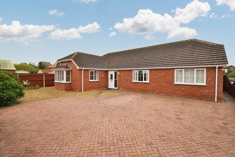 3 bedroom detached bungalow for sale, Squires Meadow, North Somercotes LN11 7GB