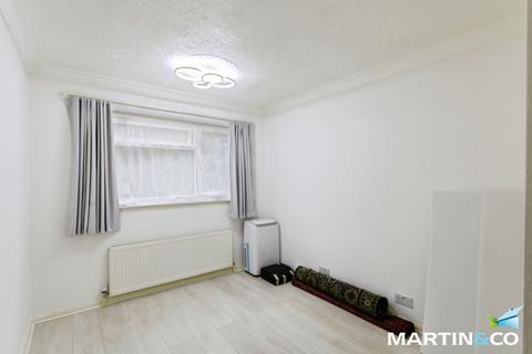 9 Doulton Close, Birmingham, B32 2XF