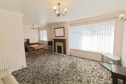 3 bedroom detached bungalow for sale, Coombe Rise, Oadby