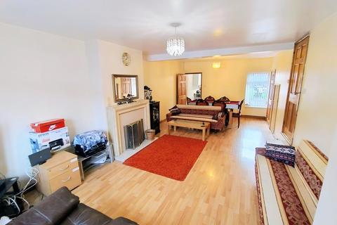 3 bedroom end of terrace house for sale, Gorsebrook Road, Wolverhampton WV6