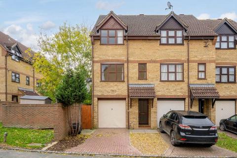 undefined, Adelina Mews, London SW12