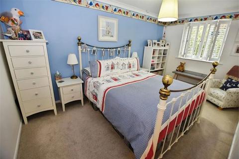 2 bedroom flat for sale, Hameldown Way, NEWTON ABBOT, Devon.