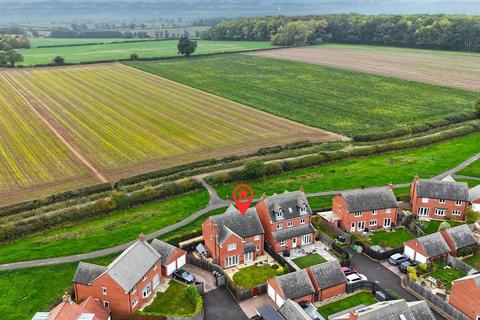 4 bedroom detached house for sale, Peter Laslett Close, Loughborough LE11