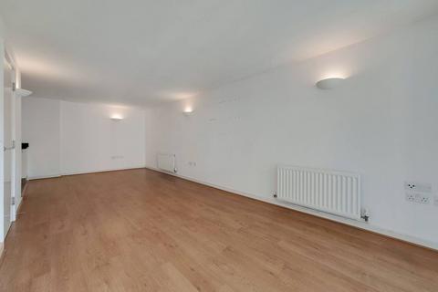 2 bedroom flat to rent, Argyll Road, Woolwich, London, SE18