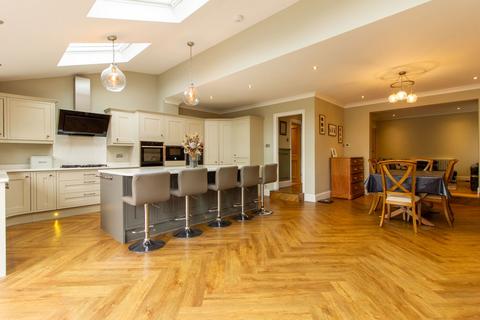 undefined, Beehive Lane, Chelmsford CM2