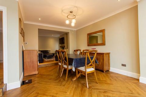 undefined, Beehive Lane, Chelmsford CM2