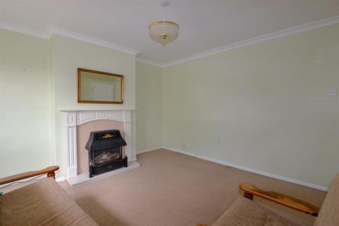 3 bedroom semi-detached house to rent, Gloucester Road, Bridgwater TA6