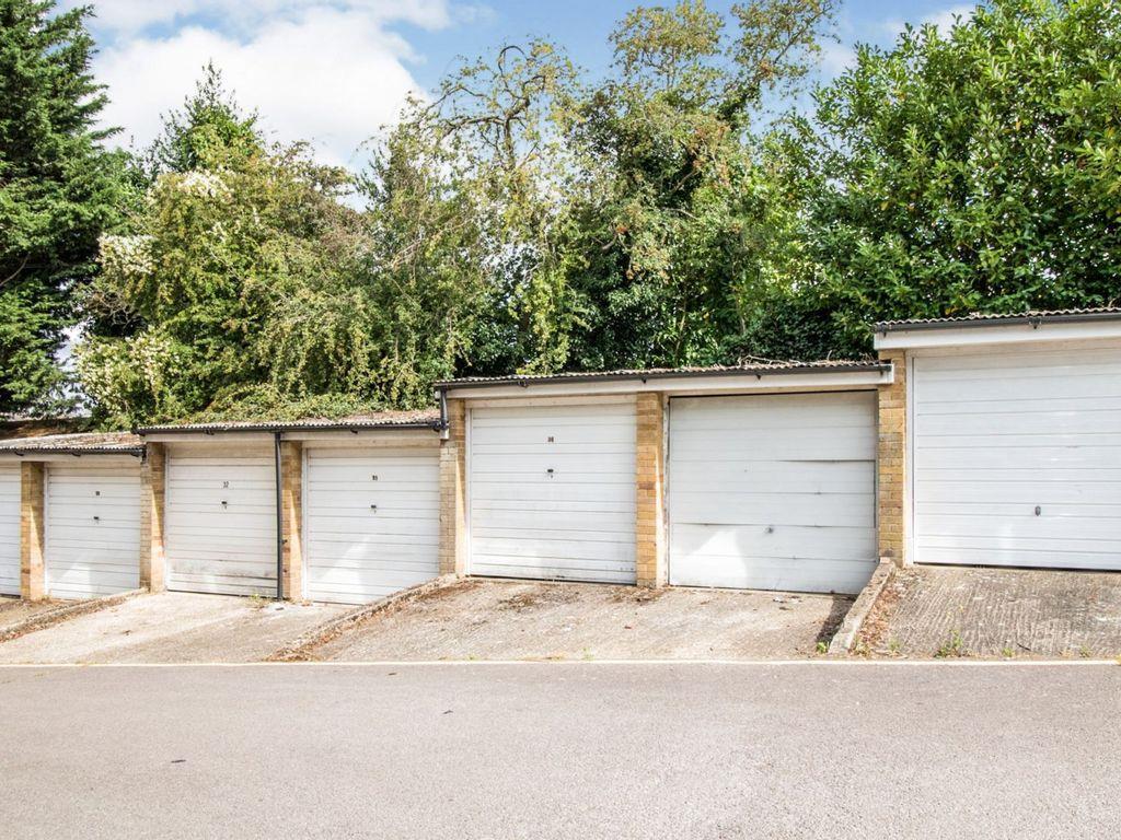 Garage.jpg