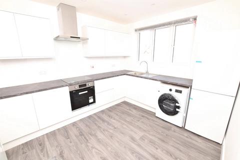 undefined, London Road, Romford RM7