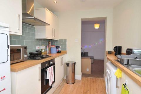 3 bedroom house share to rent, 28 Seymour Avenue
