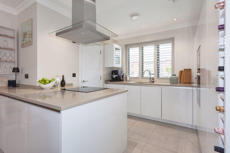 Dining kitchen area
