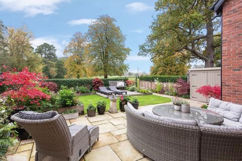 5 bedroom mews for sale, Cumberbatch Square, Somerford Booths