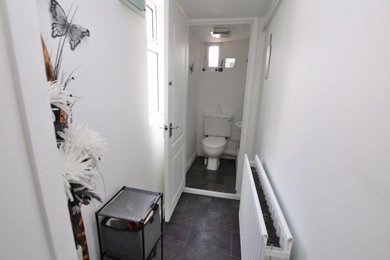 Lobby and wc