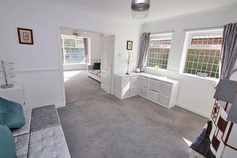 3 bedroom detached house for sale, TETNEY LANE, HOLTON LE CLAY