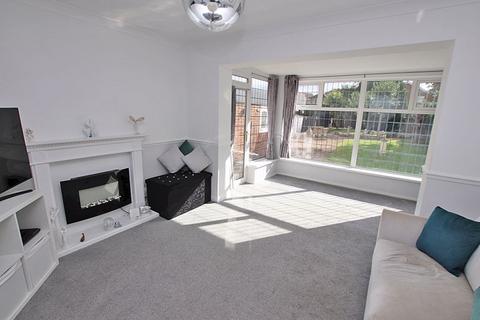 3 bedroom detached house for sale, TETNEY LANE, HOLTON LE CLAY
