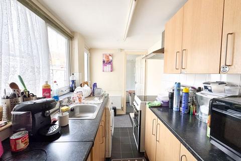 undefined, MACAULAY STREET, GRIMSBY