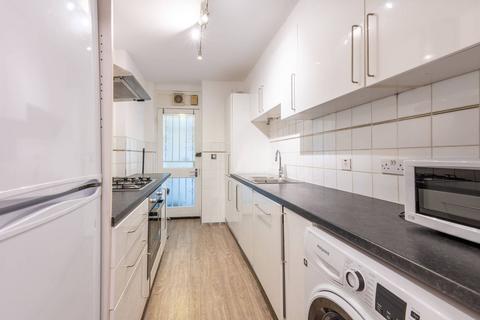 2 bedroom flat for sale, Hatherley Grove, Westbourne Grove, London, W2