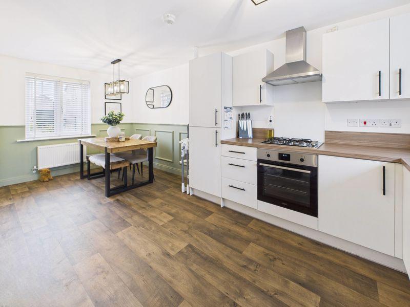 Dining kitchen
