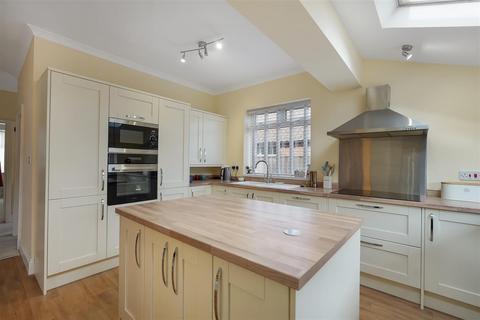 2 bedroom semi-detached bungalow for sale, Hillside Road, Darlington