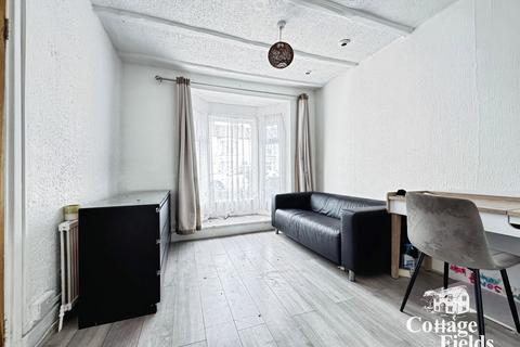 4 bedroom terraced house for sale, Hertford Road, London, N9