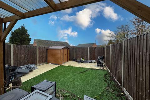 undefined, Rodeheath, Luton