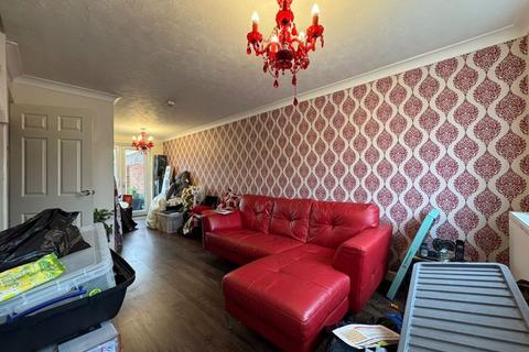 undefined, Rodeheath, Luton