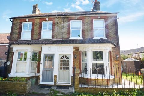 3 bedroom semi-detached house for sale, Parsonage Chase, Minster