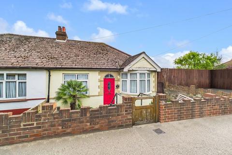 2 bedroom semi-detached bungalow for sale, Cuxton Road, Rochester