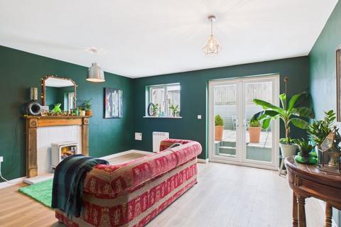 undefined, East Court, Redruth, Very well presented end terrace house