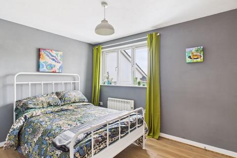 undefined, East Court, Redruth, Very well presented end terrace house