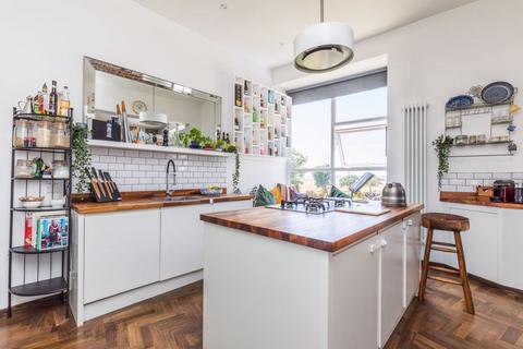2 bedroom flat for sale, Clarence Parade, Southsea