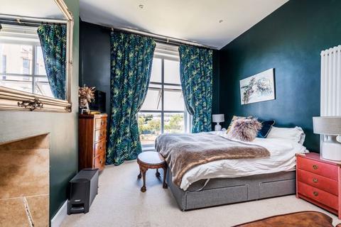 2 bedroom flat for sale, Clarence Parade, Southsea