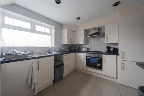 4 bedroom end of terrace house for sale, Bridgend Road, Enfield EN1
