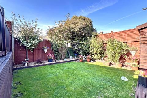 3 bedroom semi-detached house for sale, Massey Street, Newark