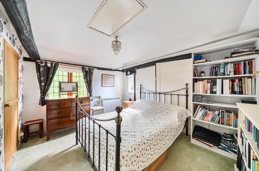 1343975-5-68b9667...