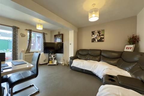 undefined, North Street, Rothersthorpe NN7