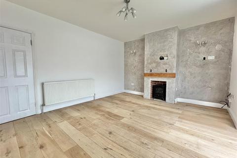 3 bedroom semi-detached house for sale, Fairmile Road, Christchurch BH23
