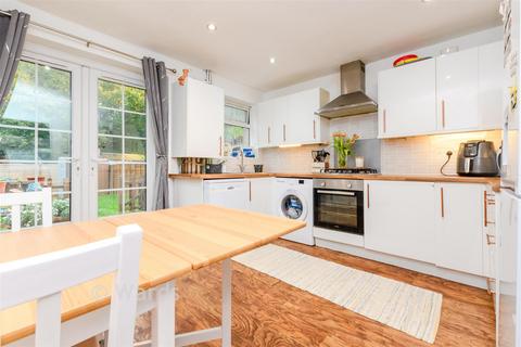 2 bedroom terraced house for sale, Highview, Meopham DA13