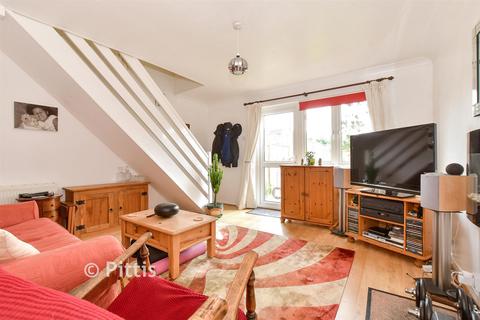 2 bedroom end of terrace house for sale, Perowne Way, Sandown, Isle of Wight