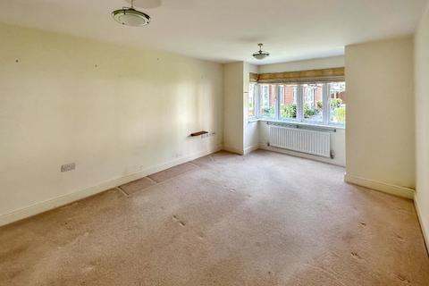 2 bedroom apartment for sale, West Wickham BR4