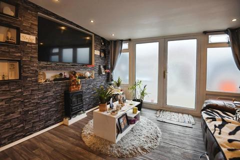 2 bedroom terraced house for sale, Harrys Way, Wisbech, Cambs, PE13 2TX