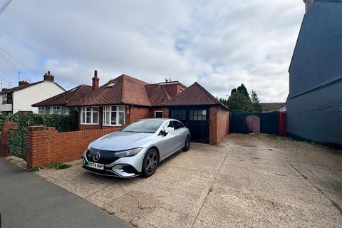 undefined, Waller Avenue, Luton, Bedfordshire, LU4 9RR
