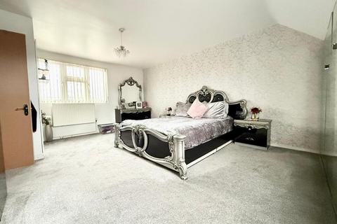 undefined, Carlton Crescent, New Bedford Road Area, Luton, Bedfordshire, LU3 1EN