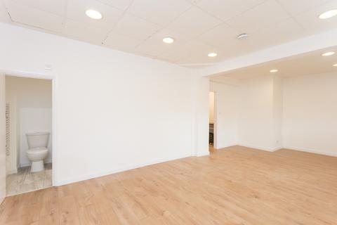 undefined, Cambridge Road, Kingston upon Thames, KT1