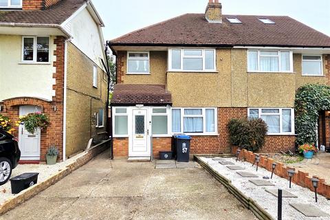 3 bedroom semi-detached house to rent, Knighton Way Lane, Denham