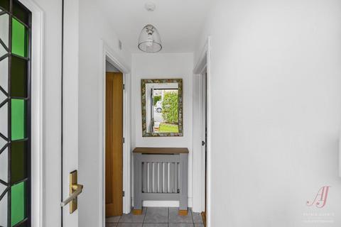 4 bedroom detached house for sale, Delmont Grove, Gloucestershire GL5