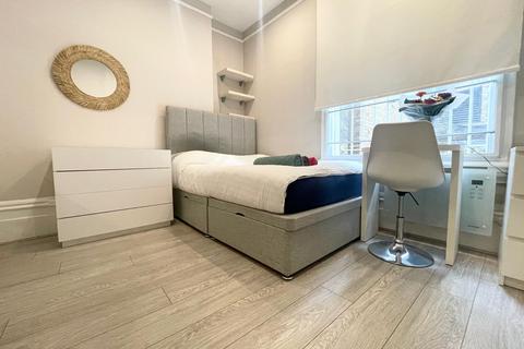 undefined, London Street, London W2