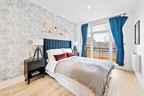 2 bedroom apartment to rent, Pyrcroft Road, Surrey KT16